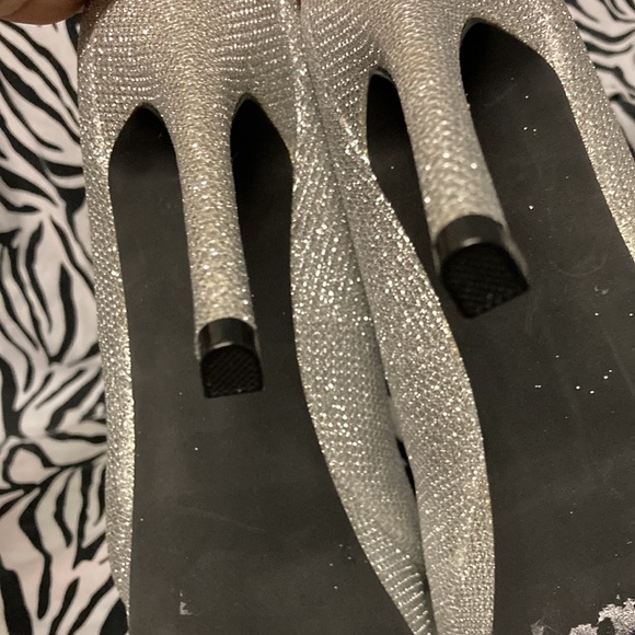 Silver Glitter Platform High Heels Size 8 - Picture 9 of 11